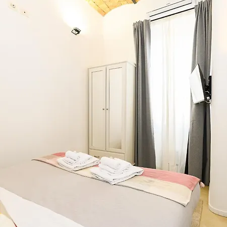 Stylish With Jacuzzi By Ndp Rent Apartament Rzym